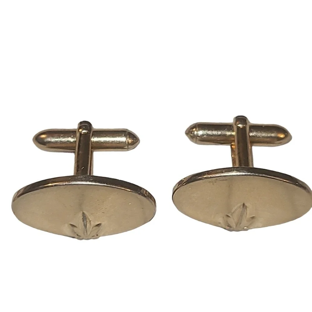 Vintage Swank Gold Tone Oval Disc With Leaf‎ Classic Men's Cufflinks